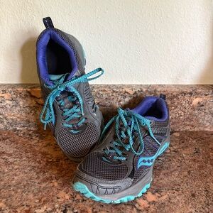Saucony Gray Sneakers with Teal and Purple Accents Size 6